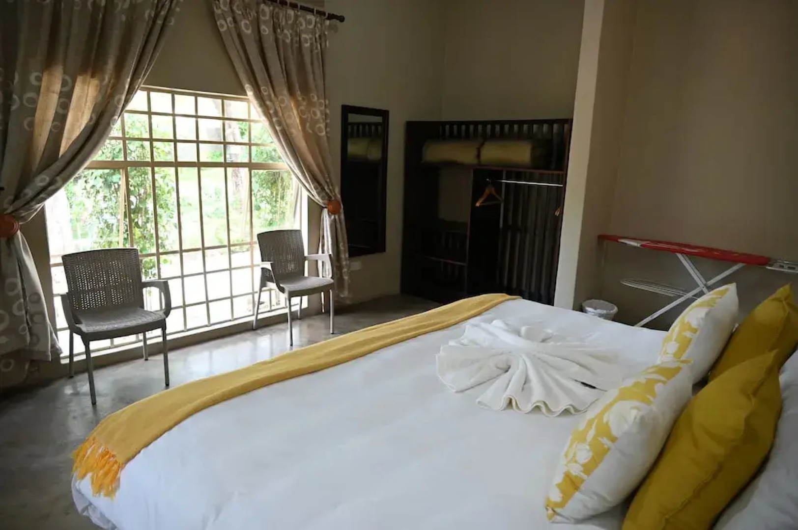 Beulah Court Vineyard Guest House