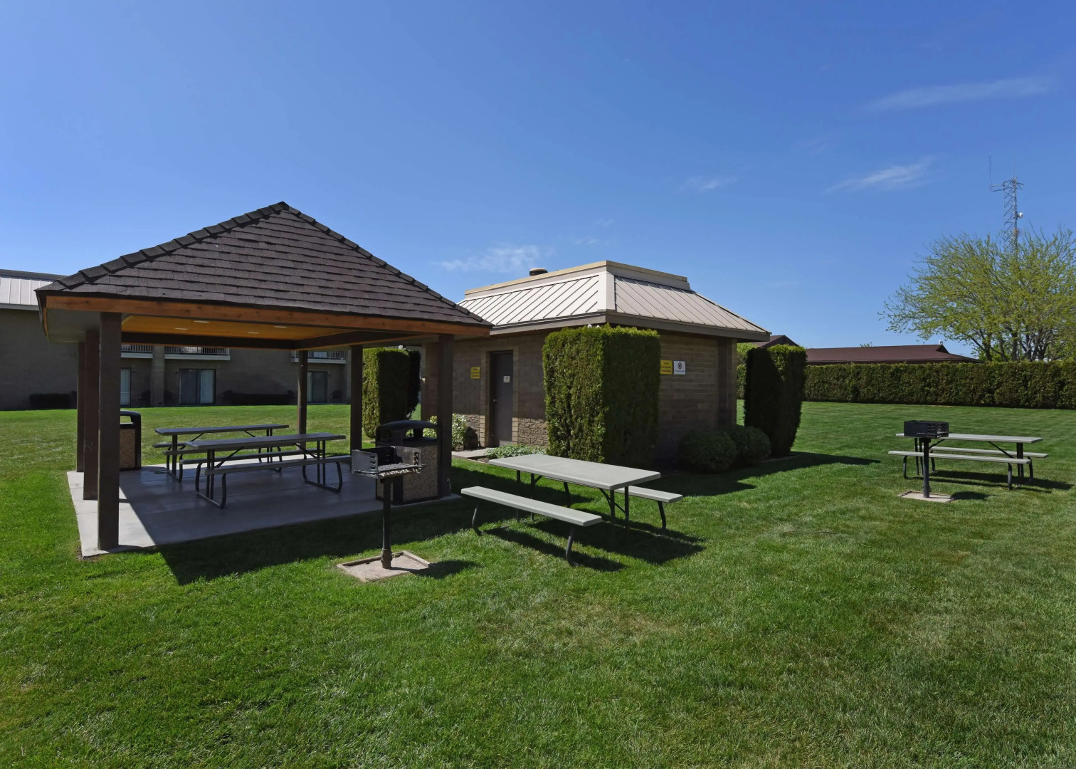 Best Western Plus Ahtanum Inn