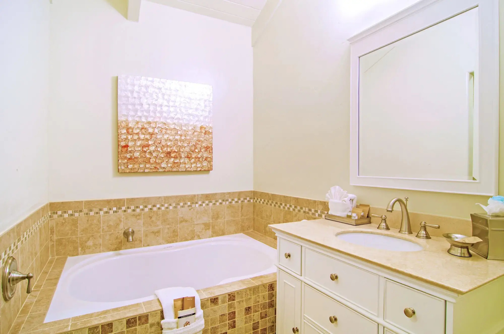 Carriage House Inn