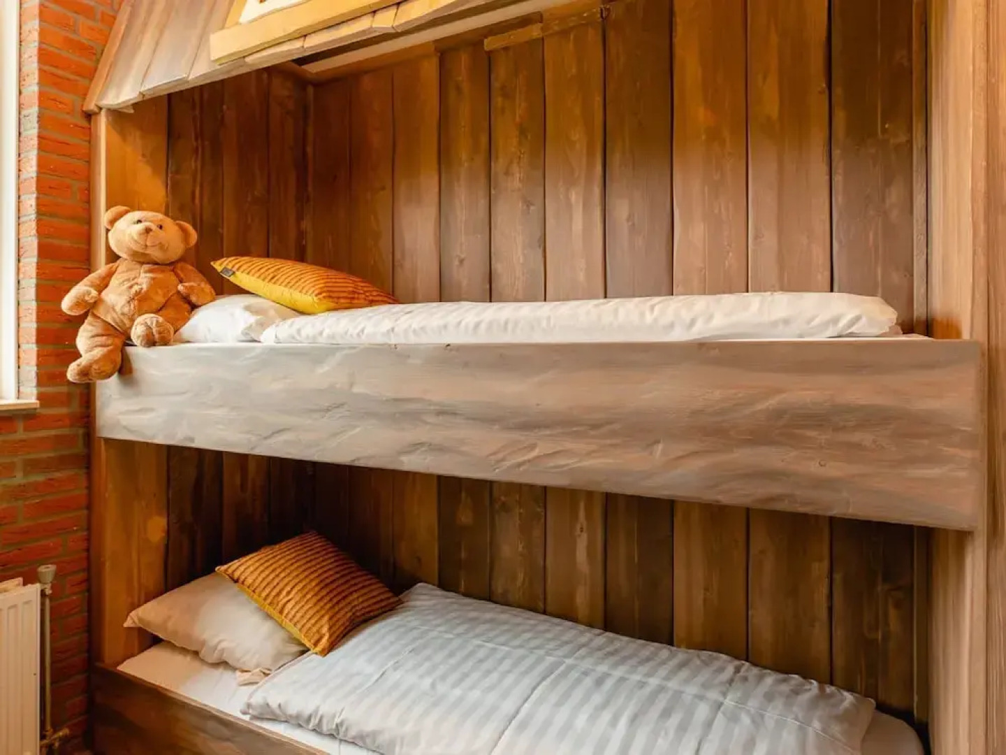 Nice Chalet with Farm Theme