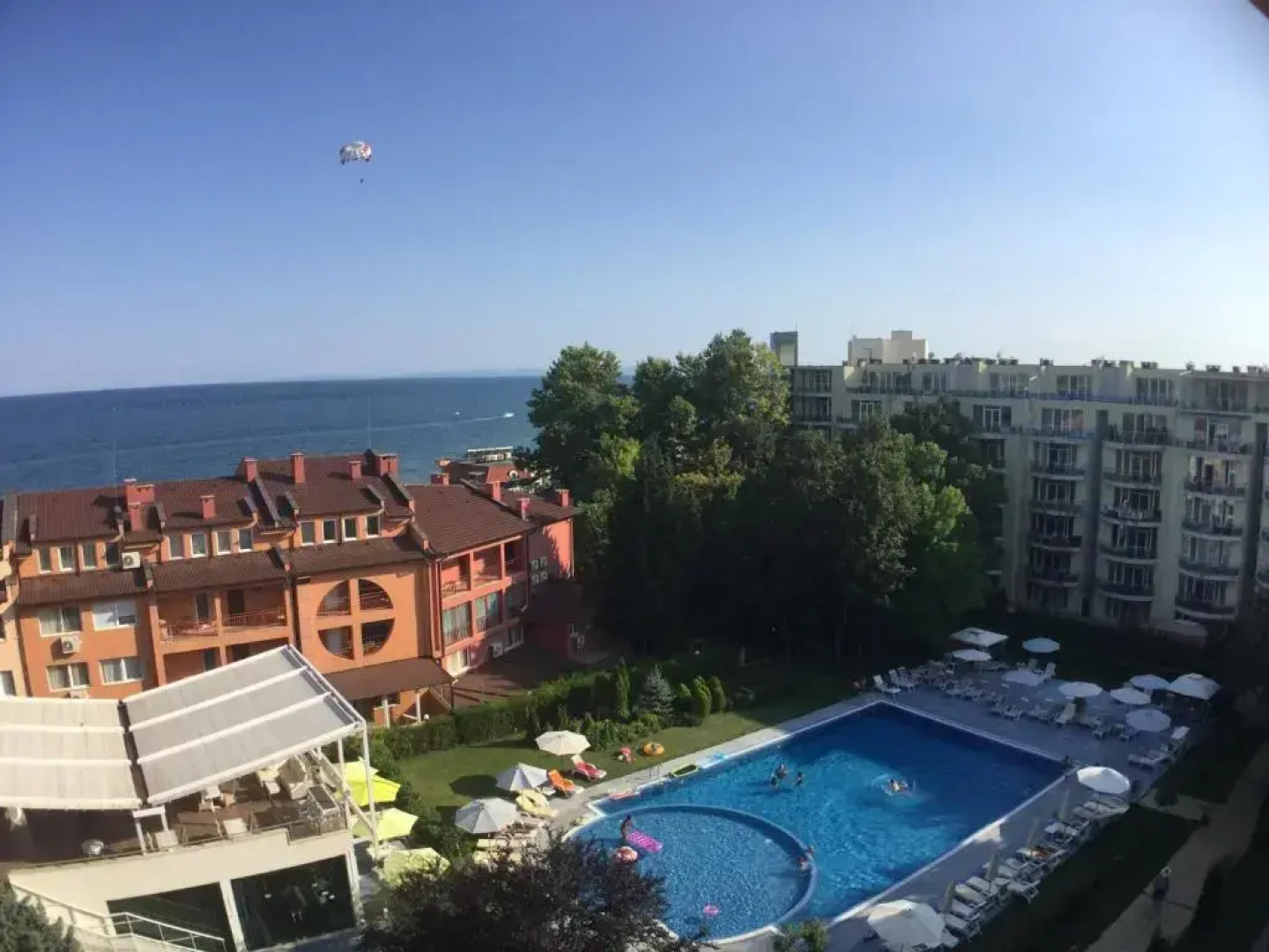 Oasis Suites Apartments and Studios