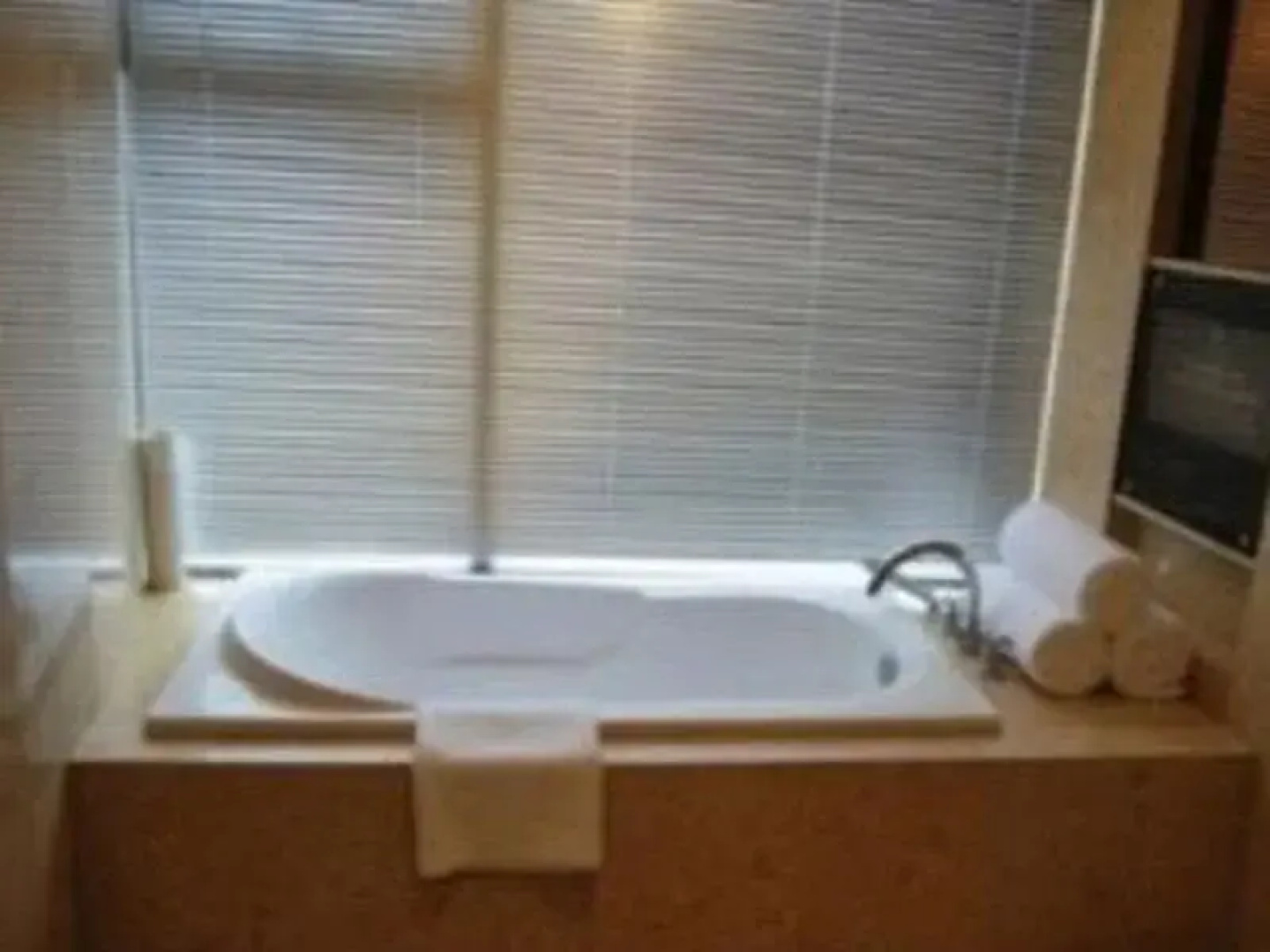 Days Hotel & Suites Hillsun Chongqing