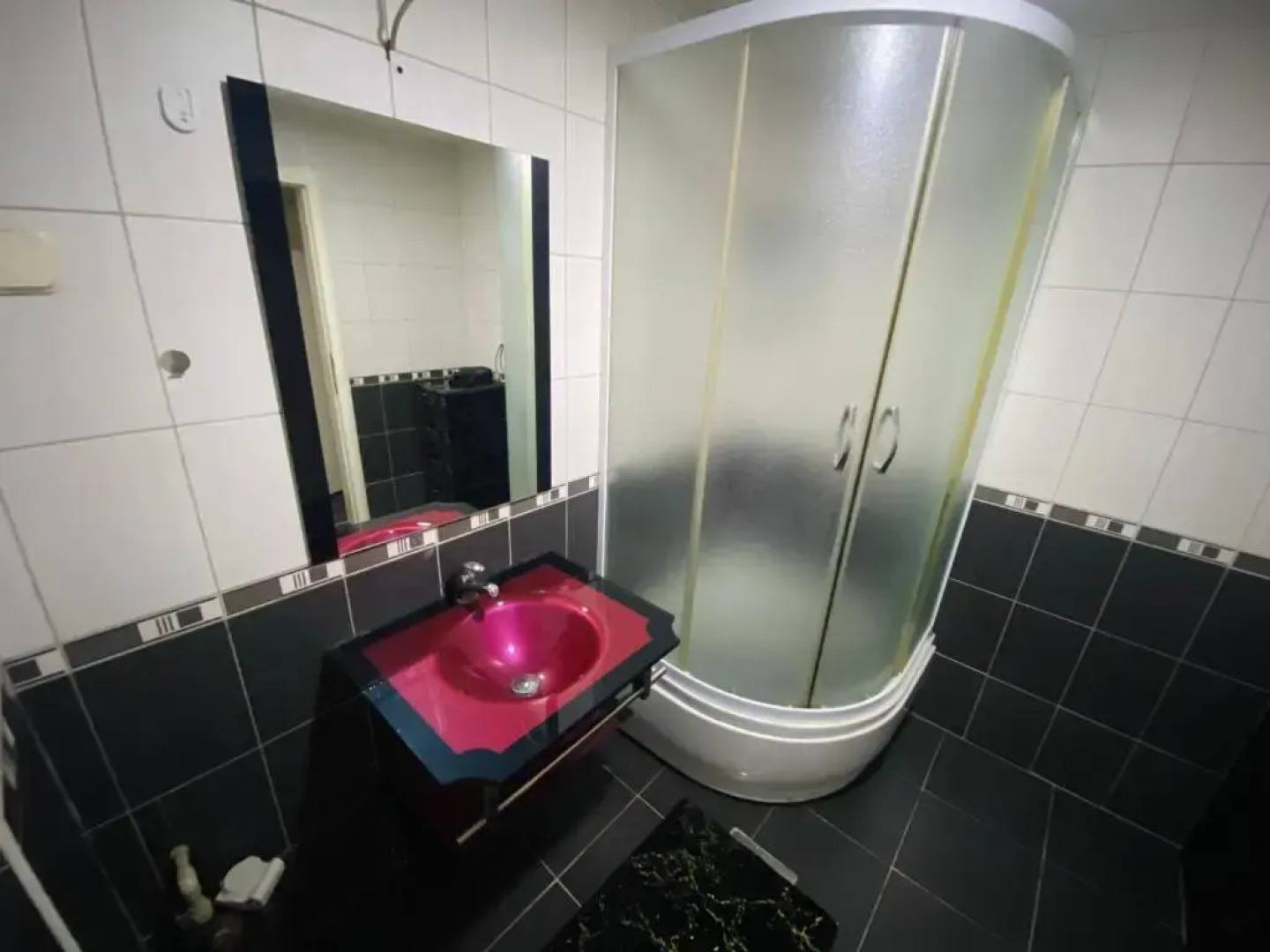 Gold Luxury Apartment