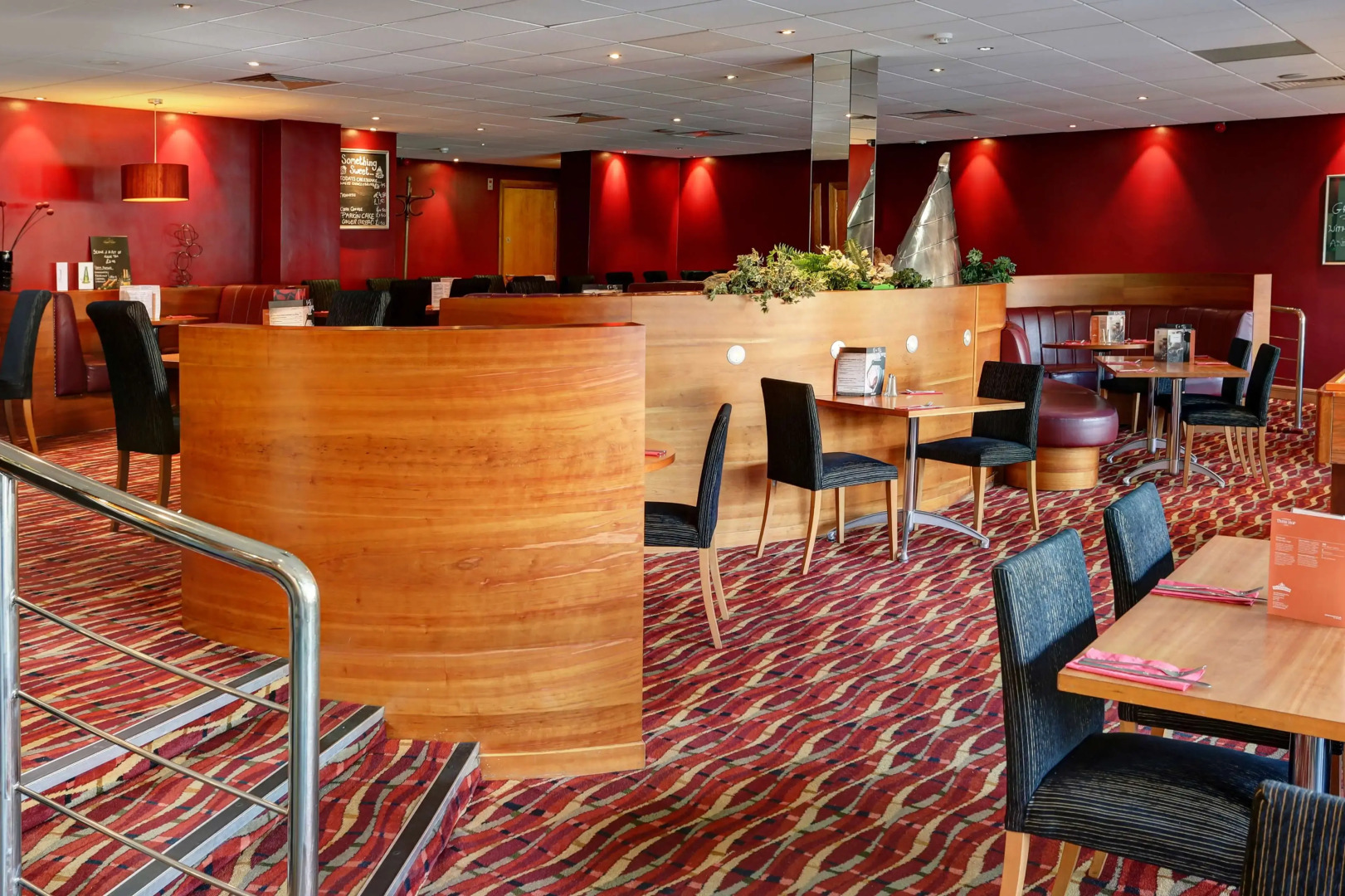 Best Western Kings Manor Hotel