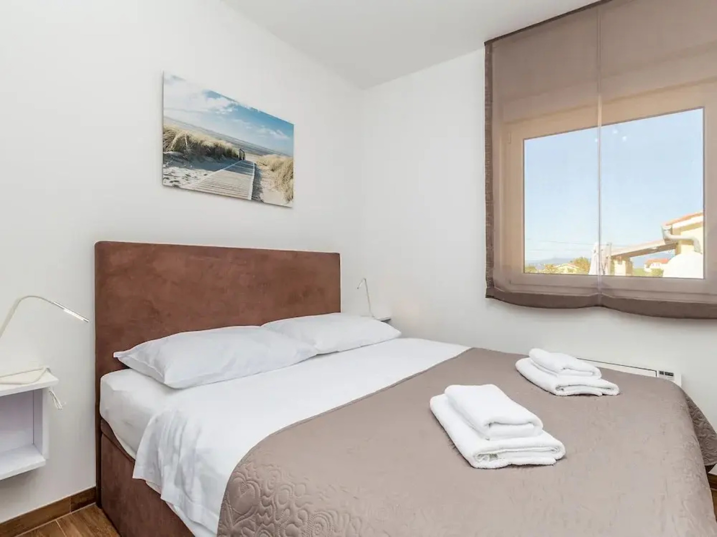 Scenic Villa in Linardi?i With Private Swimming Pool