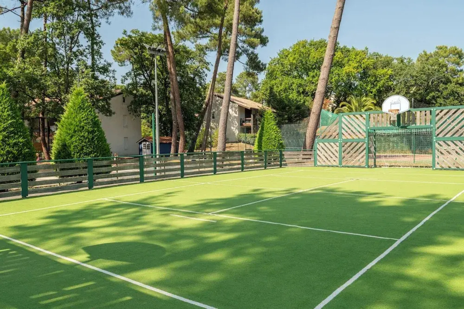 Azureva Ronce Les Bains