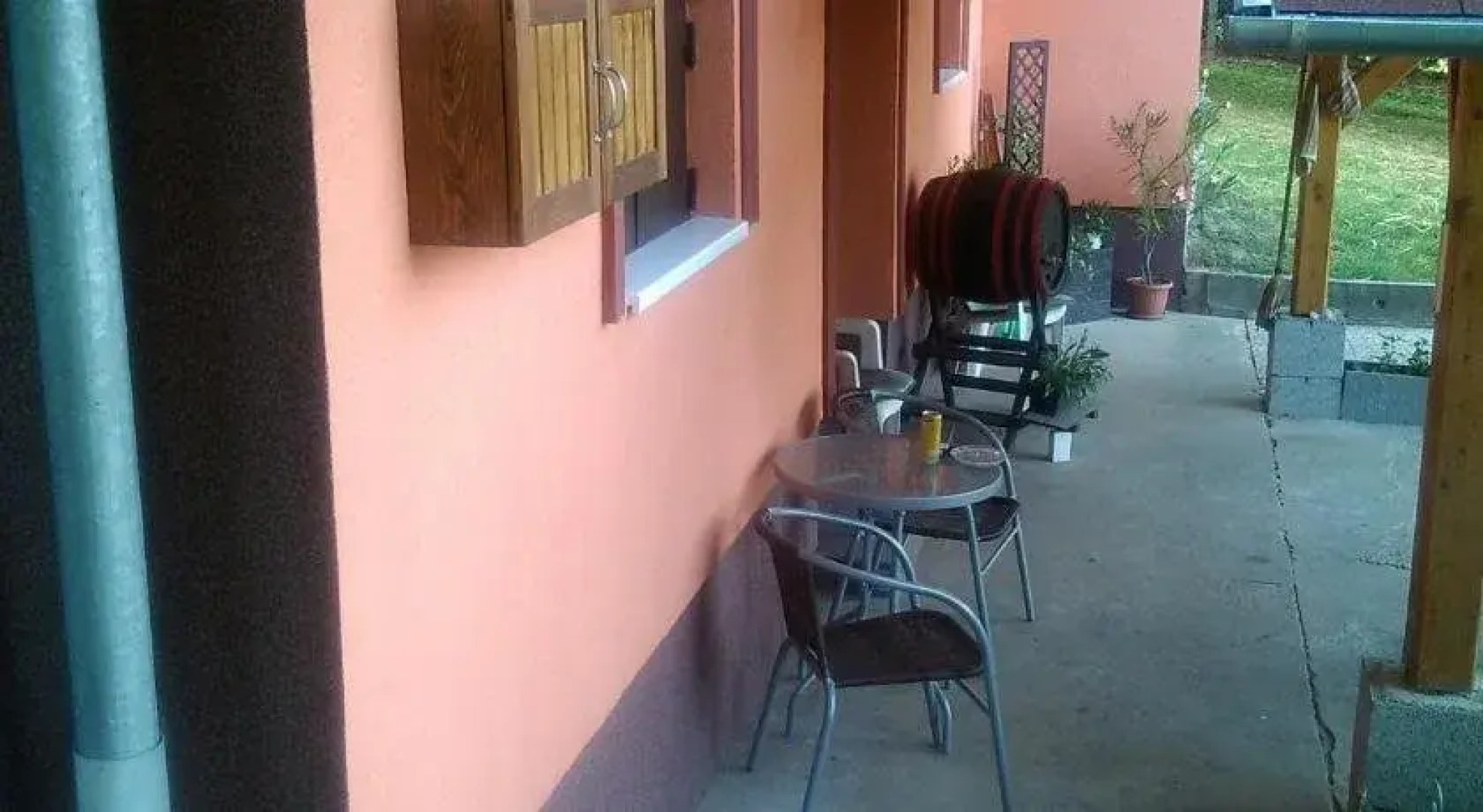 Ország Apartmanház