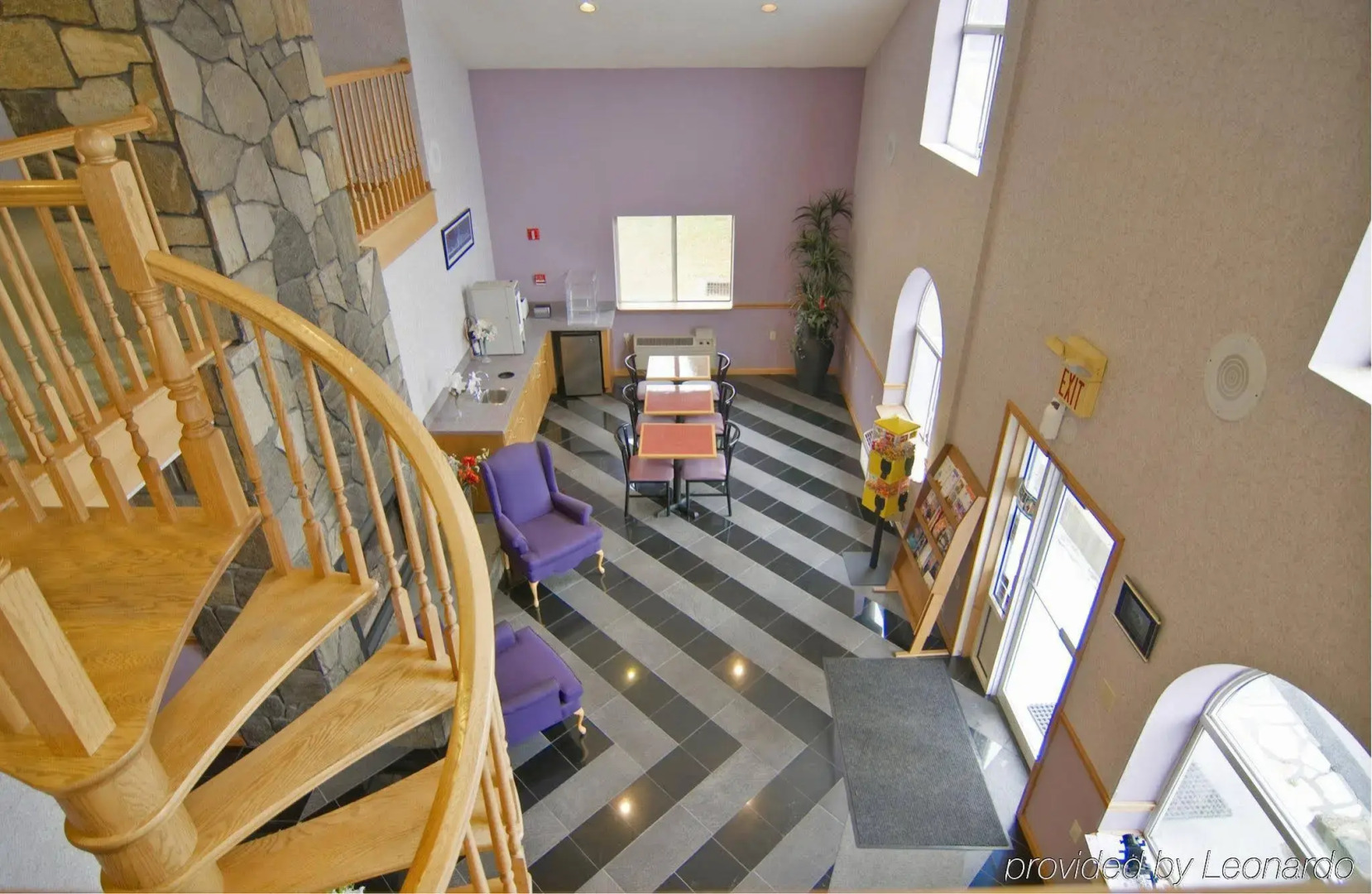 AmeriVu Inn & Suites