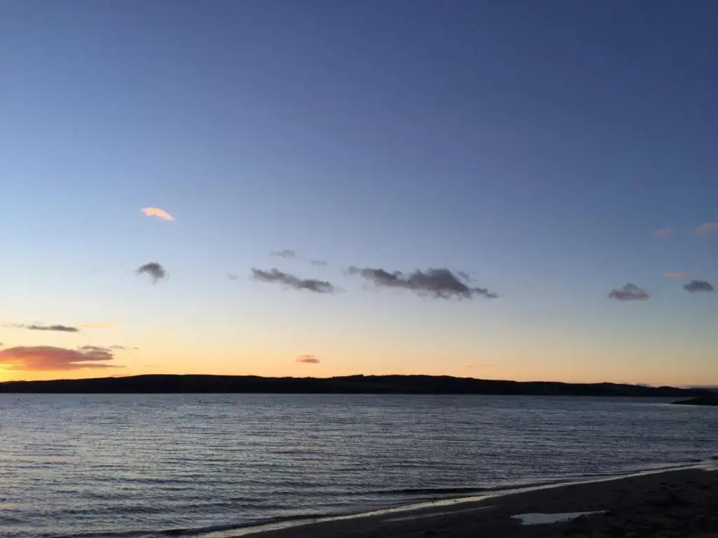 Beach House No1 With Amazing Sea Views And Direct Beach Access