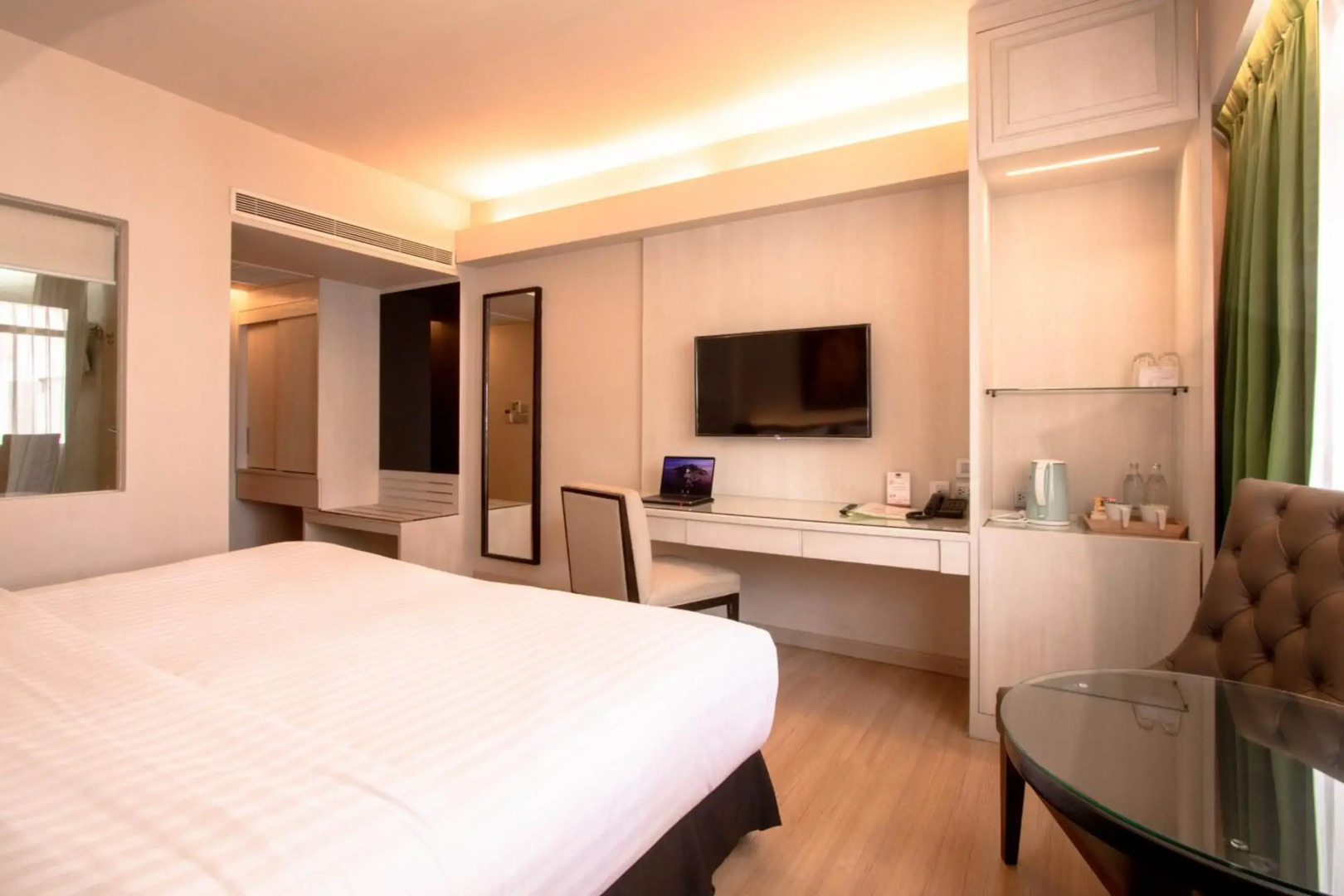 The Residence Rajtaevee Hotel