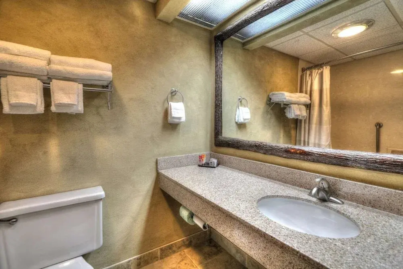 Oak Tree Lodge