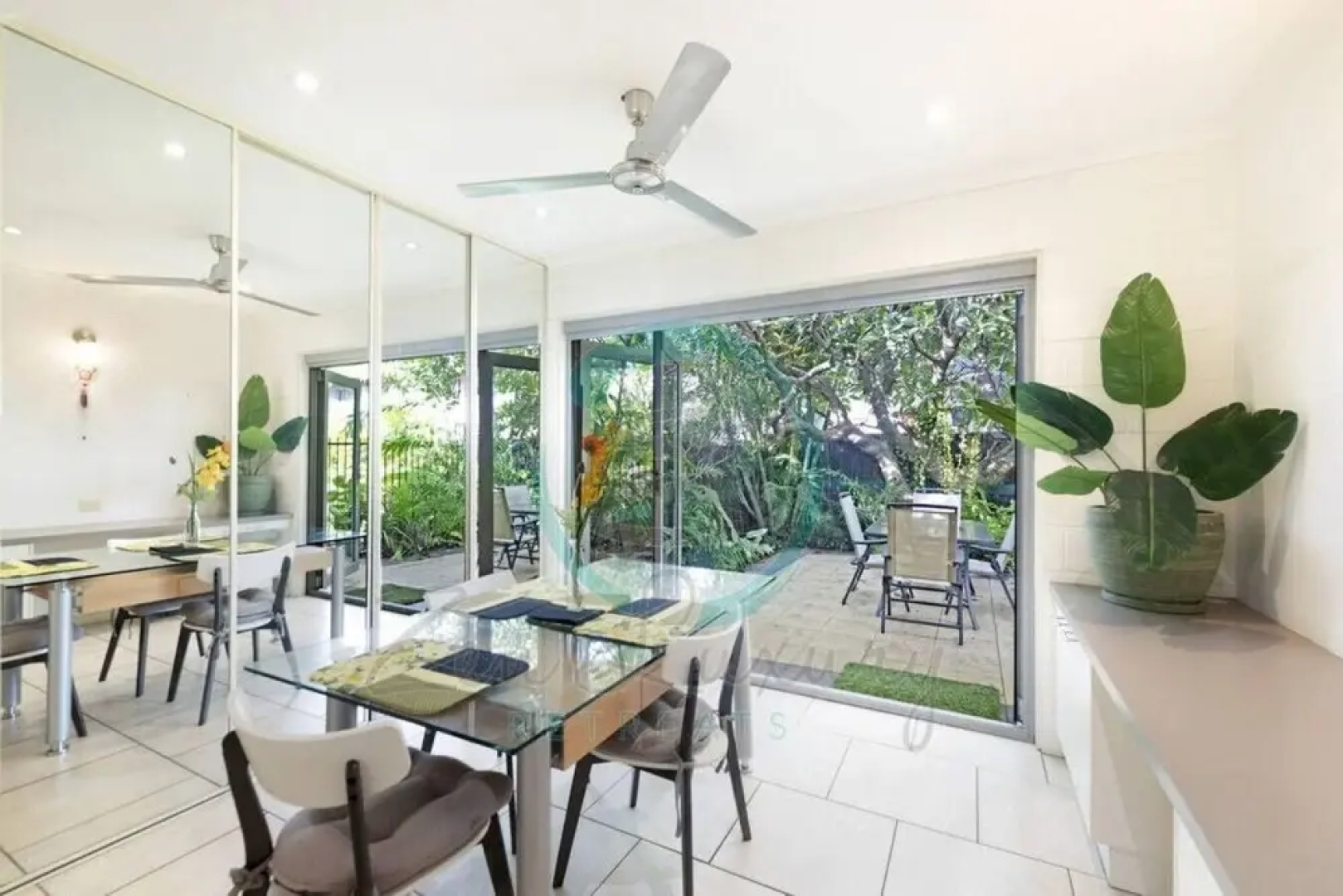 ZEN TREETOPS - 2BR Apartment with Pool