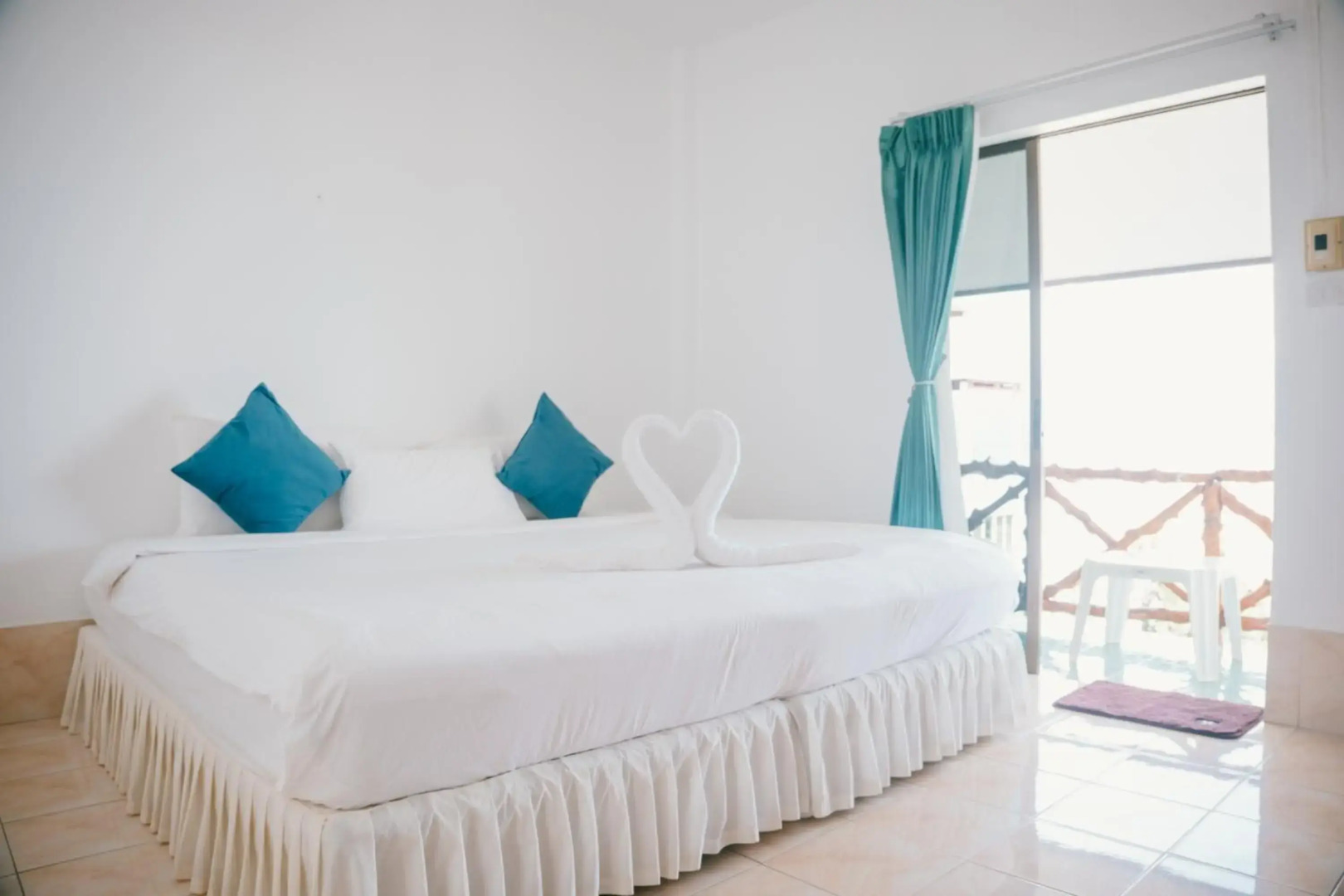 Mam Kai Bae Beach Resort