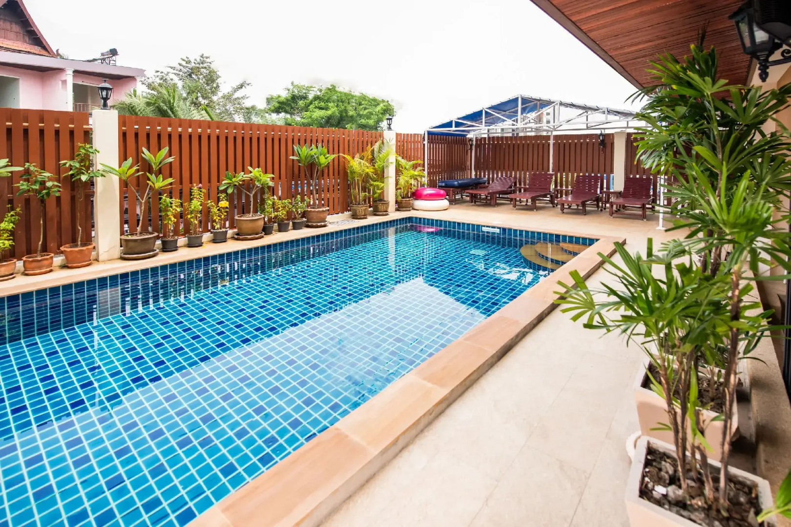 Отель Wanna Marine