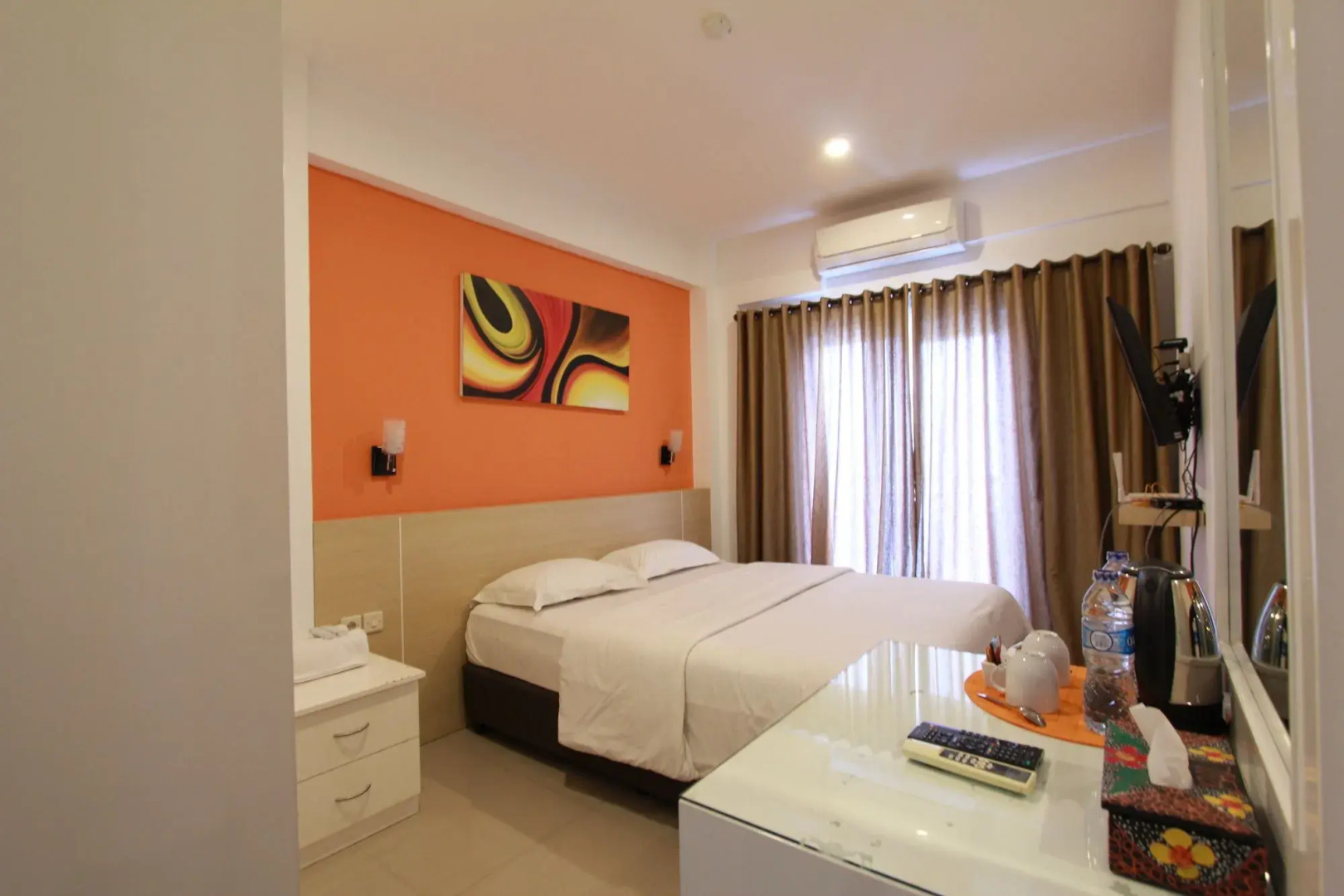 Fastrooms Bekasi Hotel