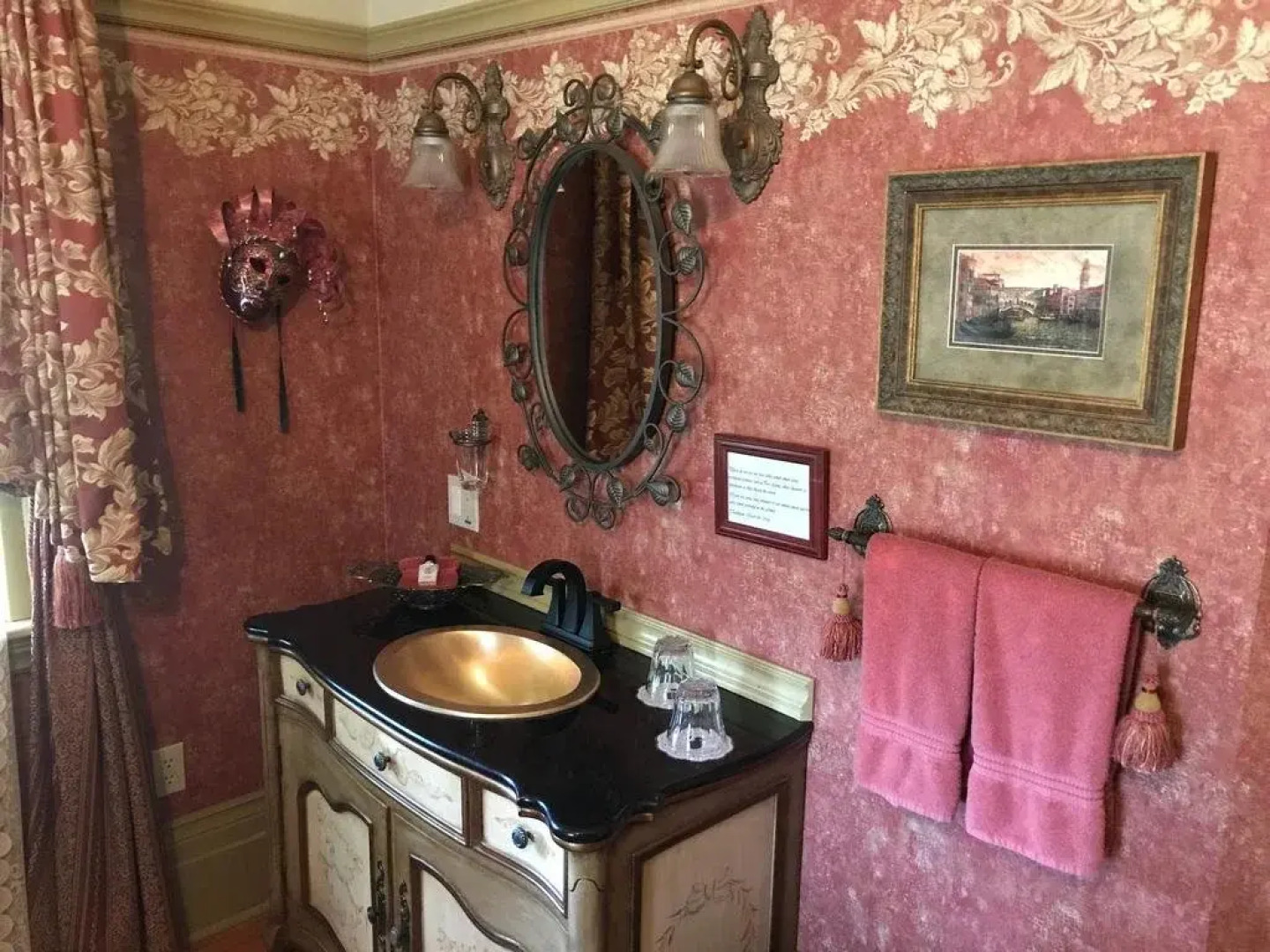 Vinifera, The Inn on Winery Row