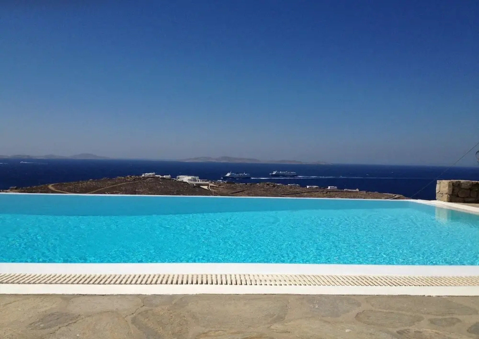 Delicate Mykonian House at Houlakia