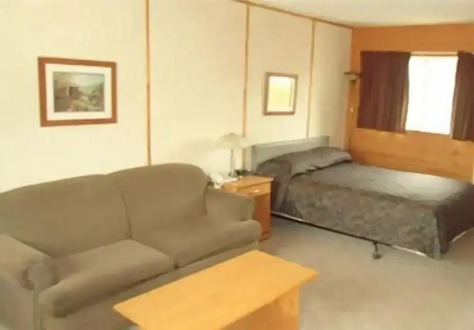 The Dreamland Motel