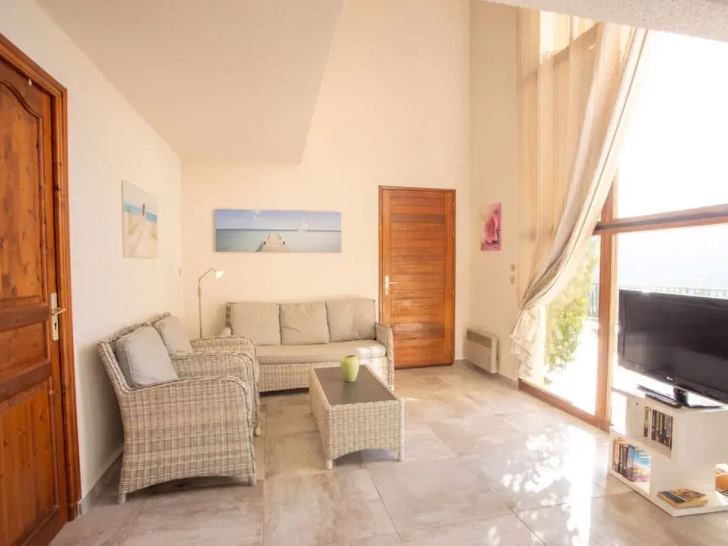 Le BelviÂ©di?re 11715