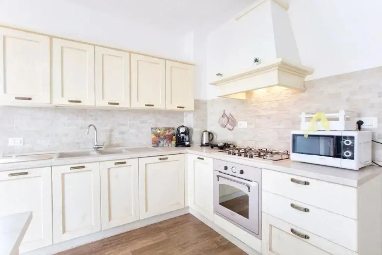 Valledoria grande Villa con piscina per 10 persone a 500m dalla spiaggia