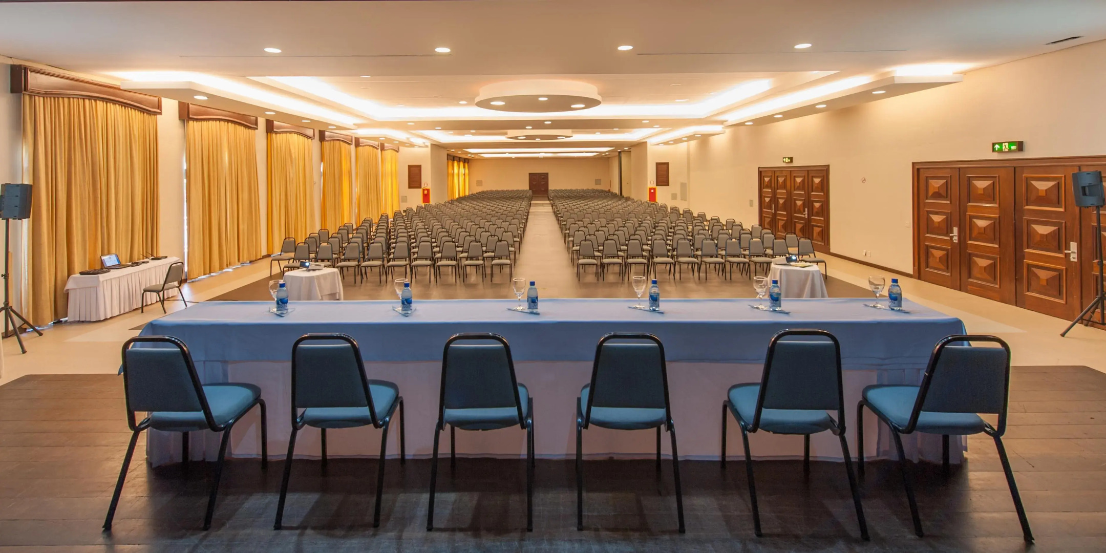 Tropical Executive Hotel