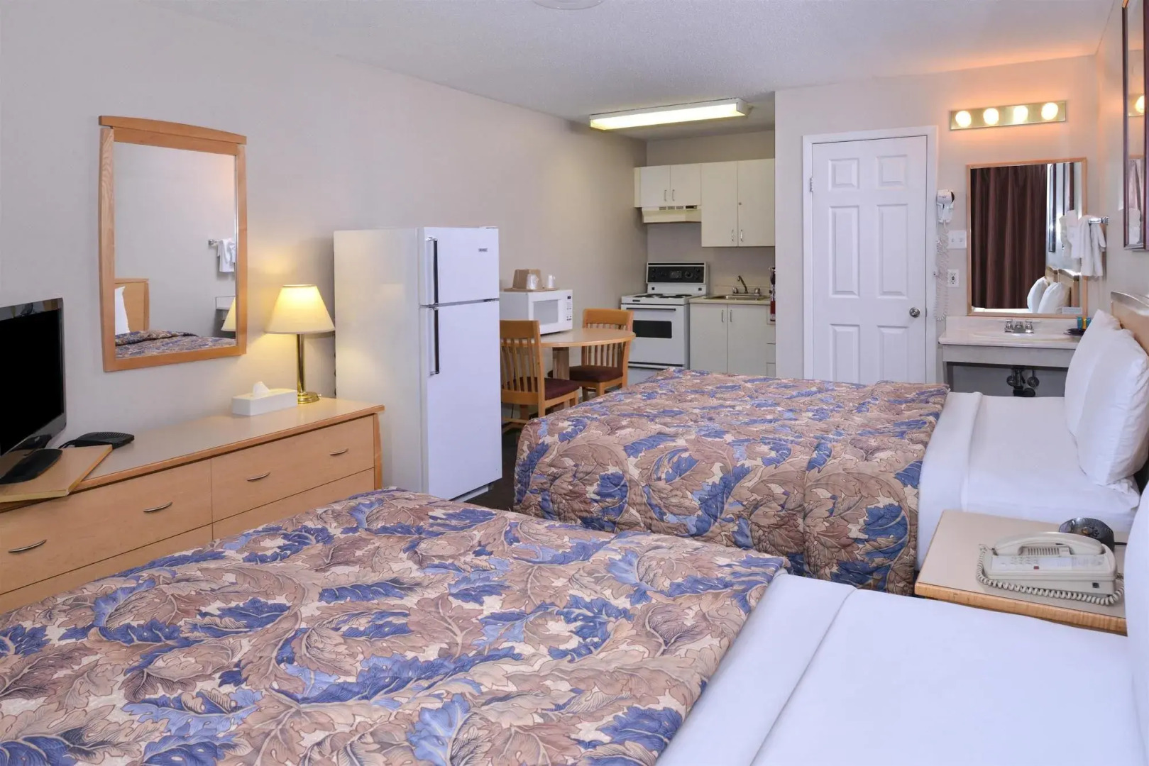 Canadas Best Value Inn & Suites Fernie