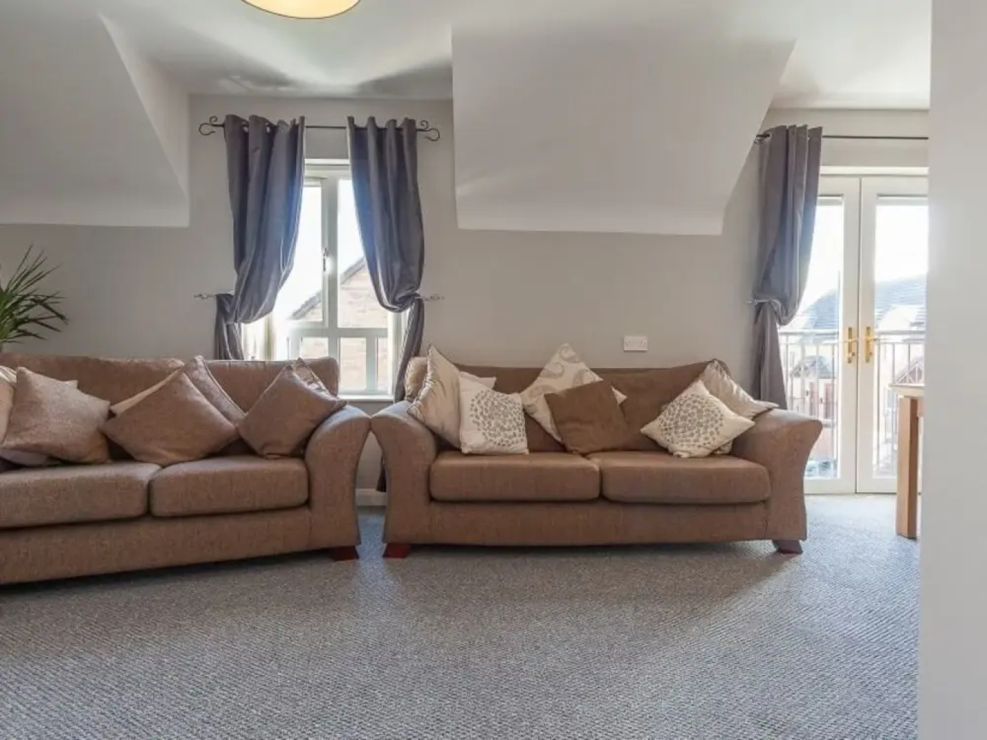 Belfast Budget Maldon Court 11