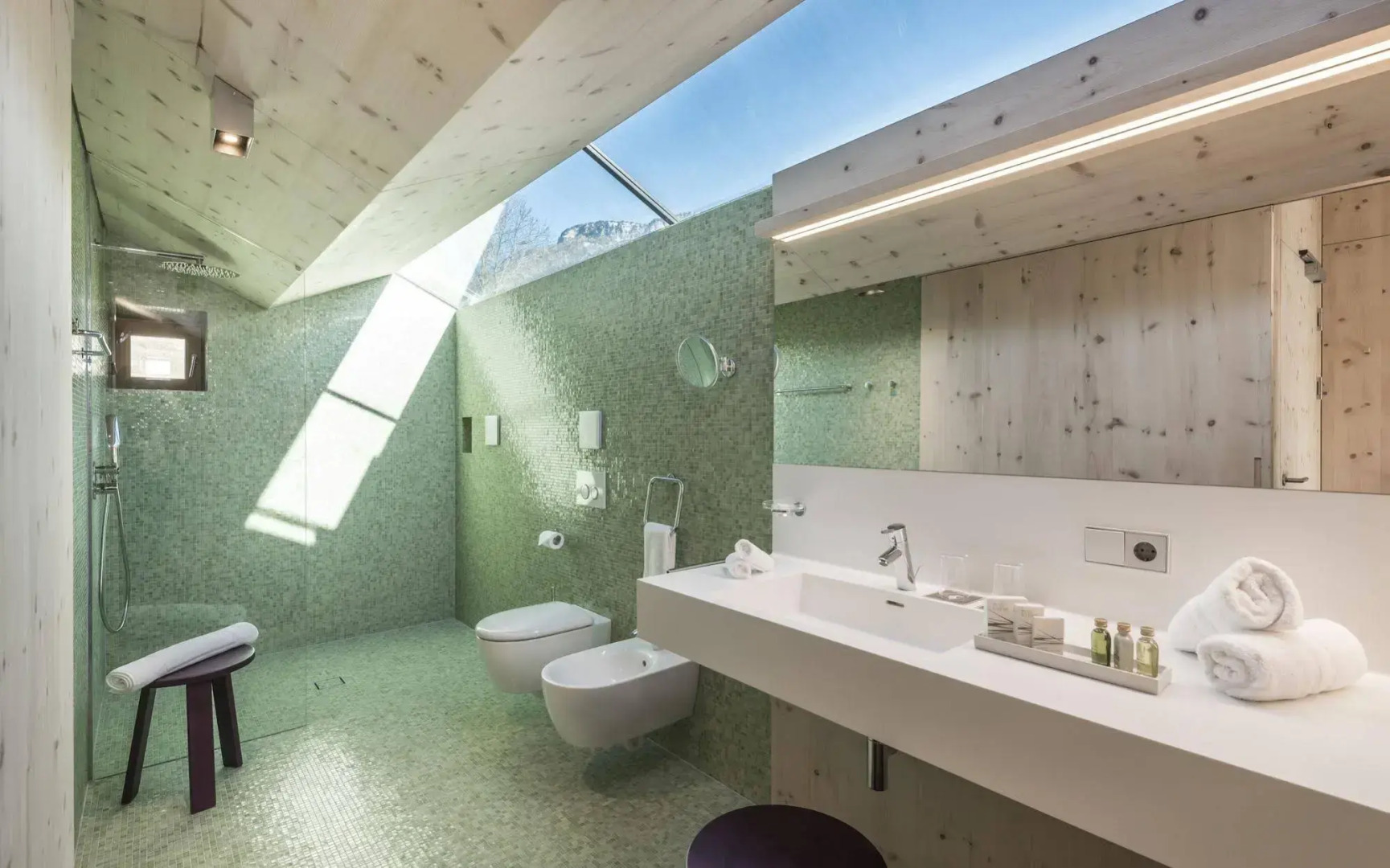 La Paula Apartments & Suites