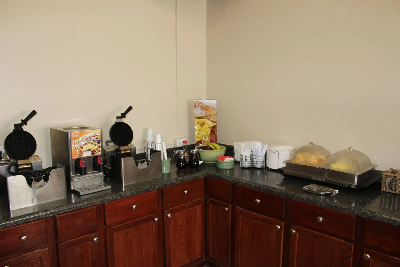 AmericInn by Wyndham Cedar Rapids North