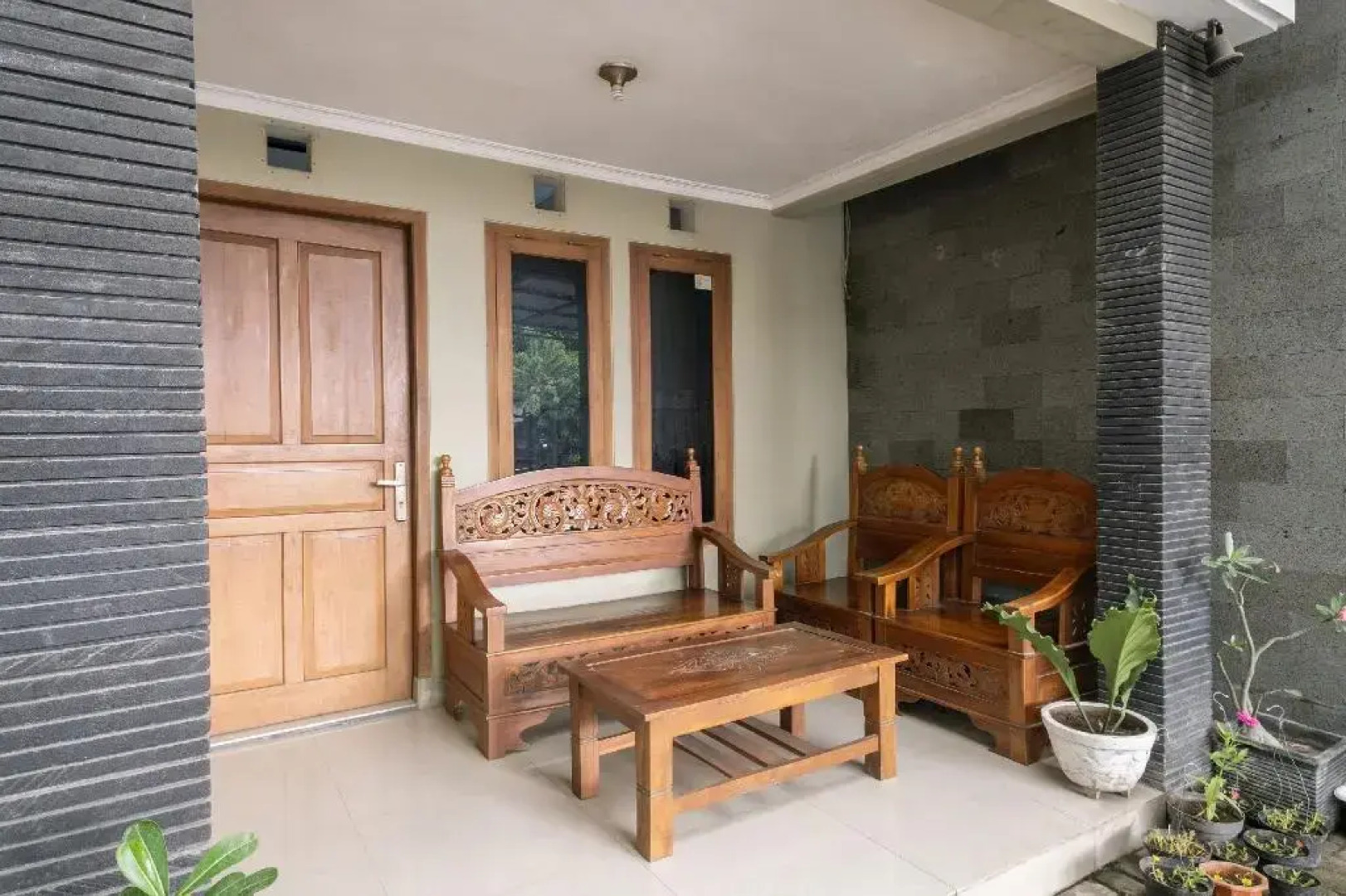 OYO 2995 Oemah Sorowajan Homestay Syariah