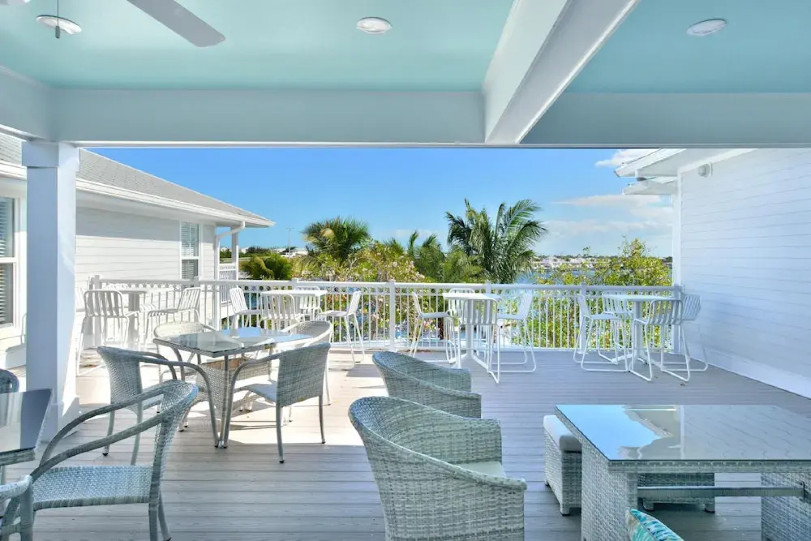 Bayview South 801 Eisenhower Dr. #6