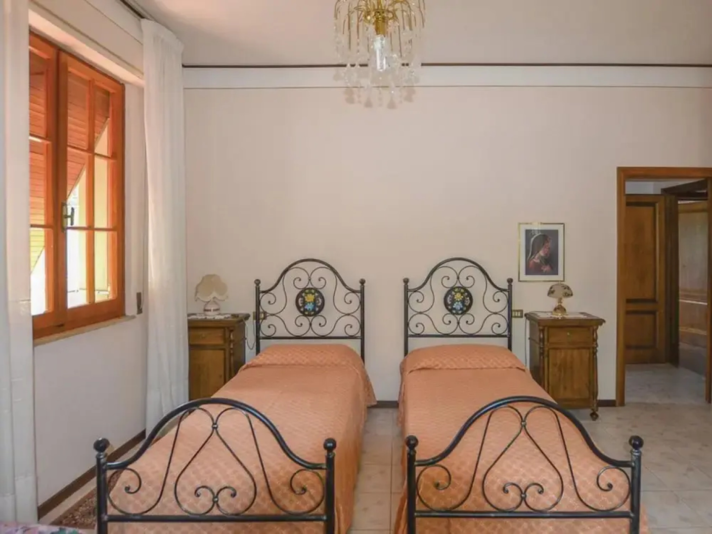Lavish Holiday Home in Subbiano Arezzo With Swimming Pool