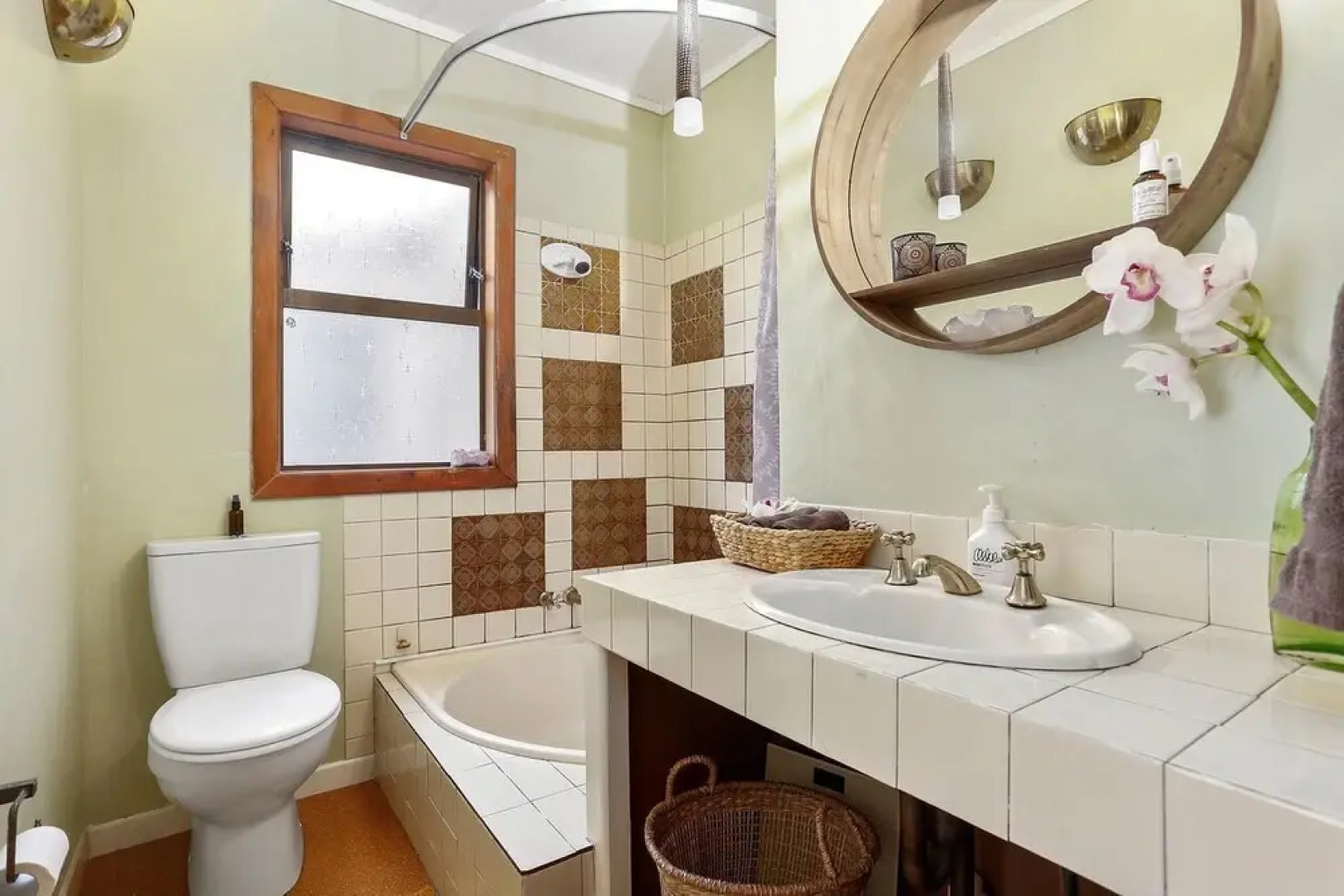 A Relaxed Haven by the sea