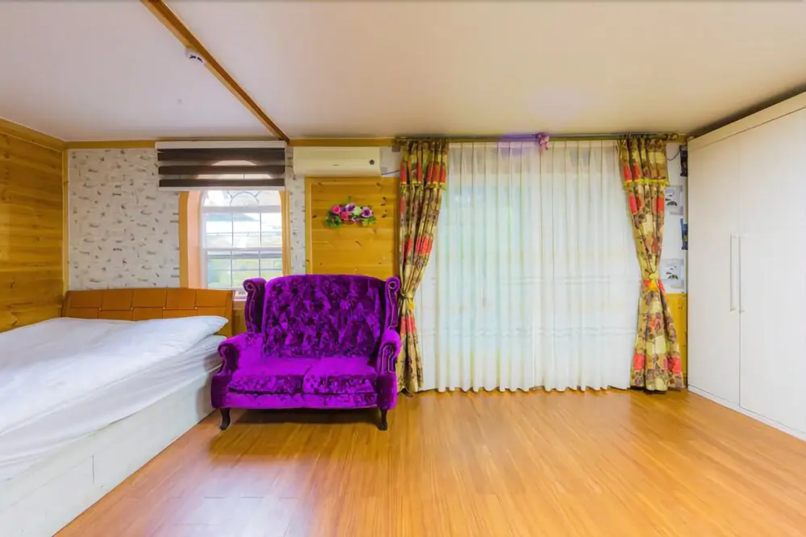 Yangpyeong Wide-garden House Pension