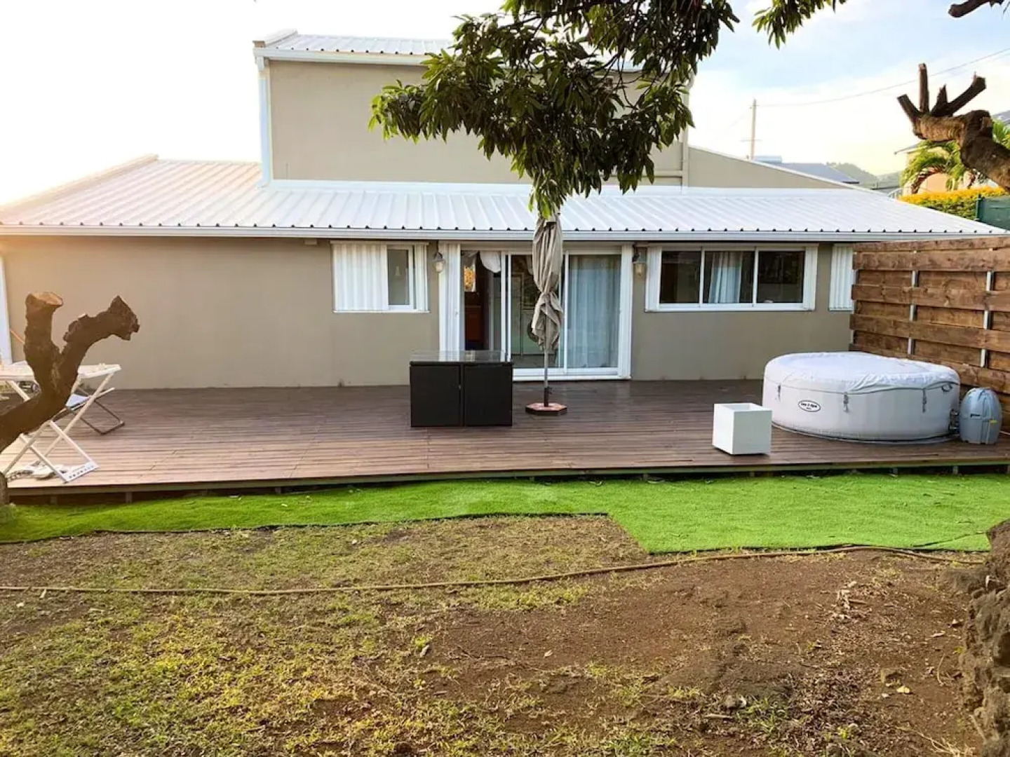 Apartment With one Bedroom in Saint Joseph, With Shared Pool, Enclosed Garden and Wifi