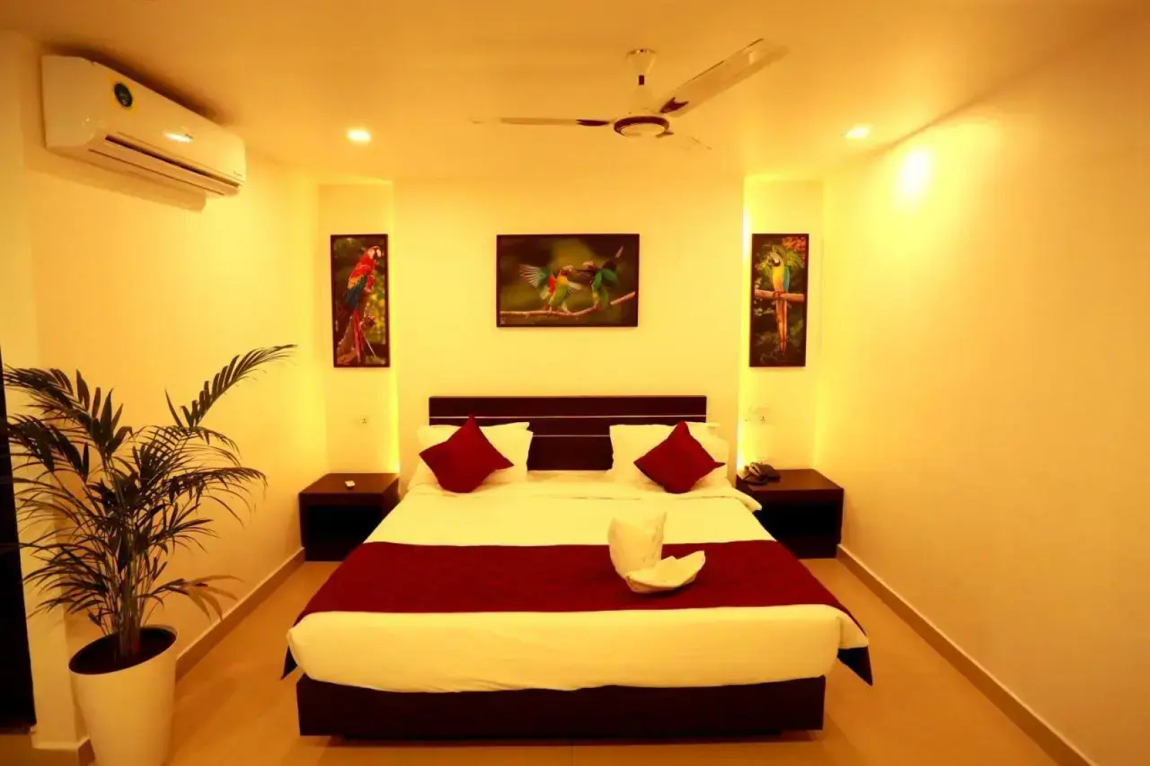 ORFILA INN Airport Hotel