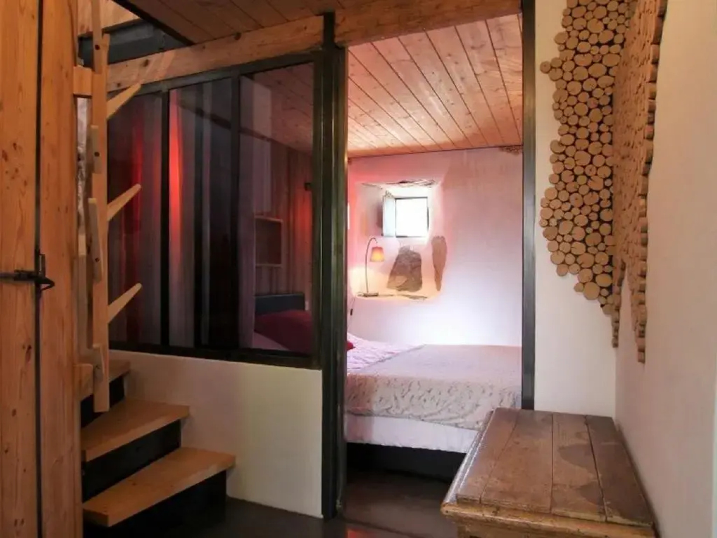 Gîte Saint-Julien-Chapteuil, 2 pièces, 2 personnes - FR-1-582-29