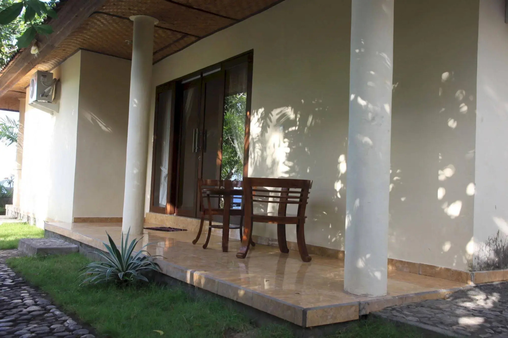 Rising Star Dive Resort