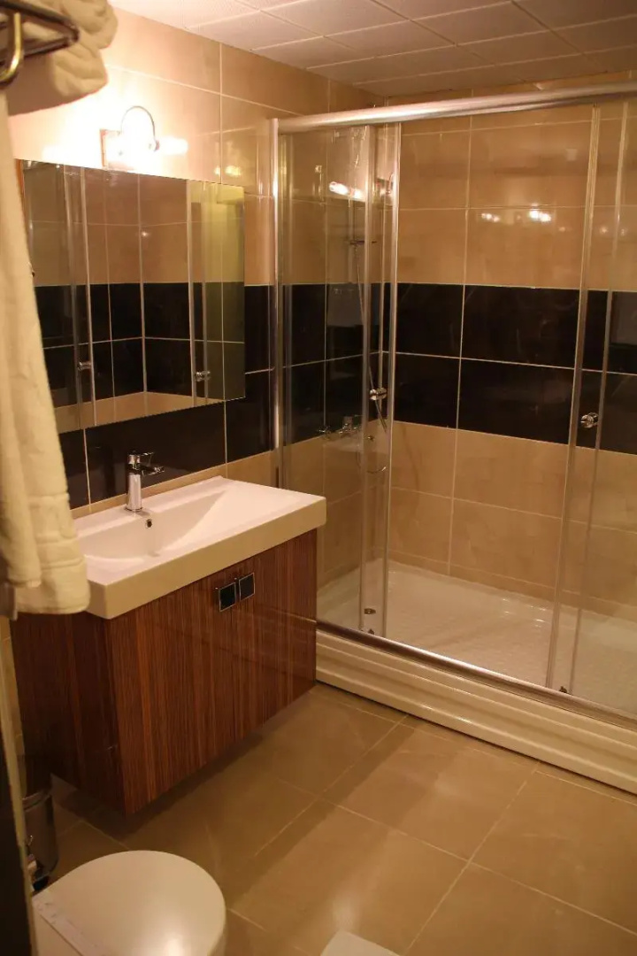 Hotel Izgi Turhan