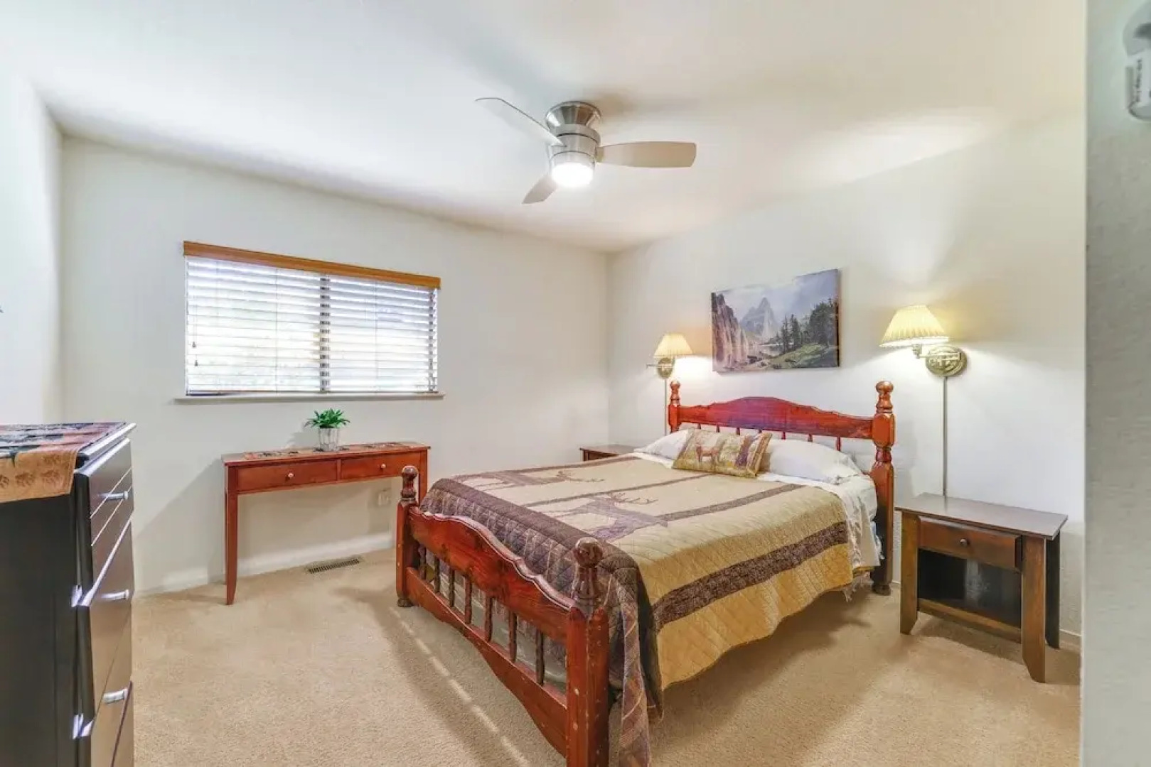 Mountain Paradise ~ 1 Mile to Pine Mountain Lake!