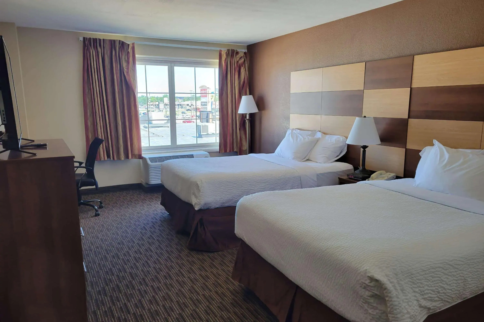 AmericInn by Wyndham Cedar Rapids North