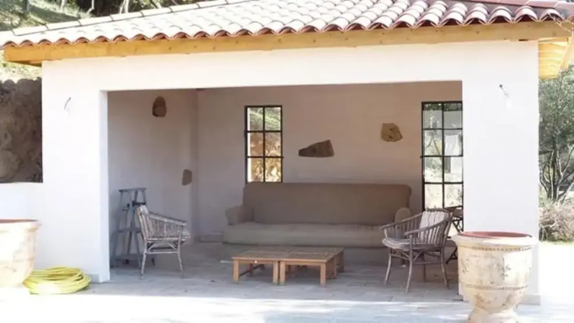 Domaine Des Trois Roses