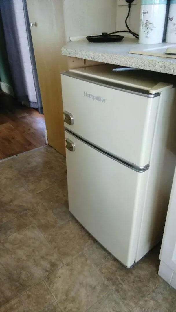 Charming 3-bed Caravan in Camber Food Rest