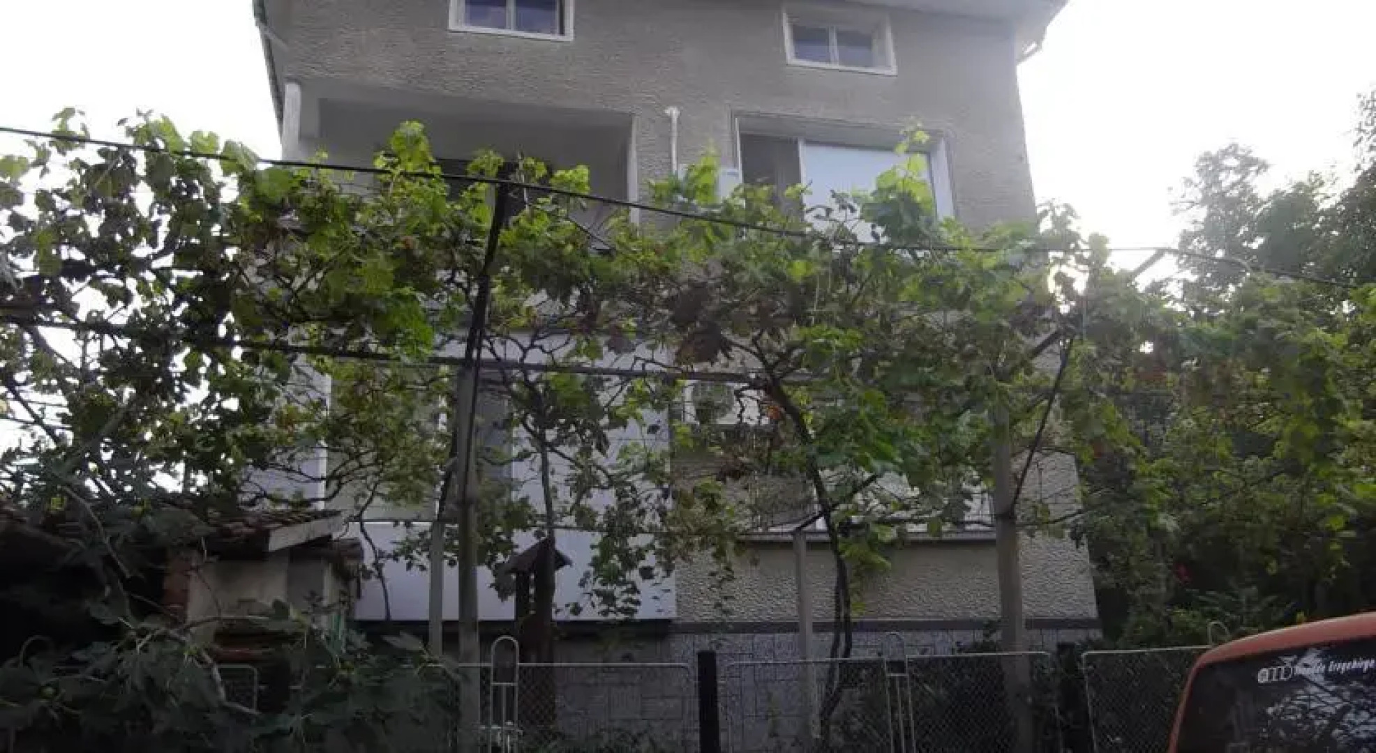 Sakutski Guest House