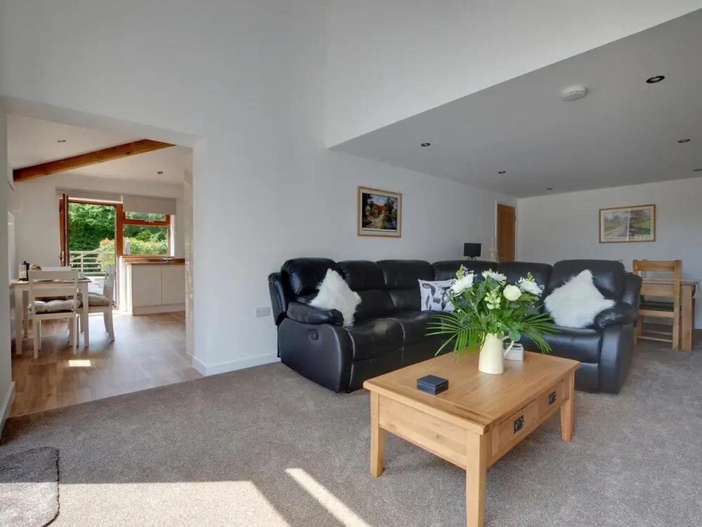 Exquisite Holiday Home in Frittenden Kent With Parking