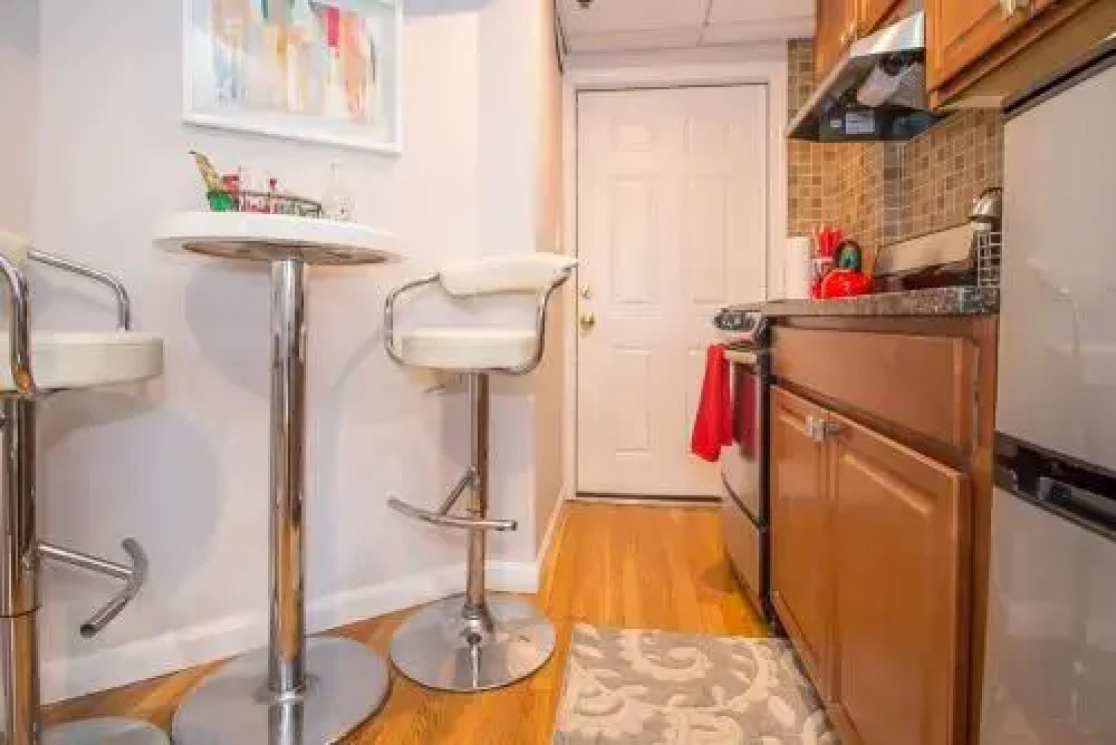 Studio Apartment Near Fenway by STARS of Boston