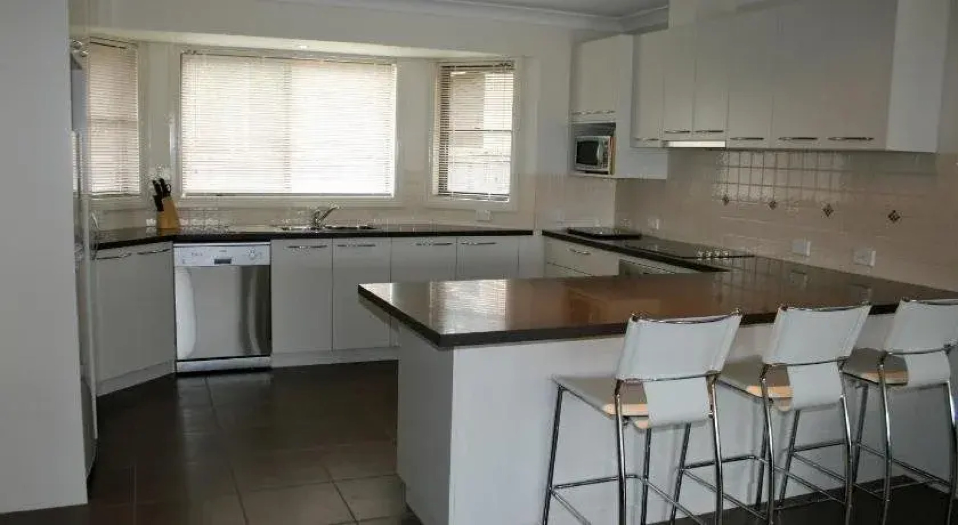 Breakaway Apartments