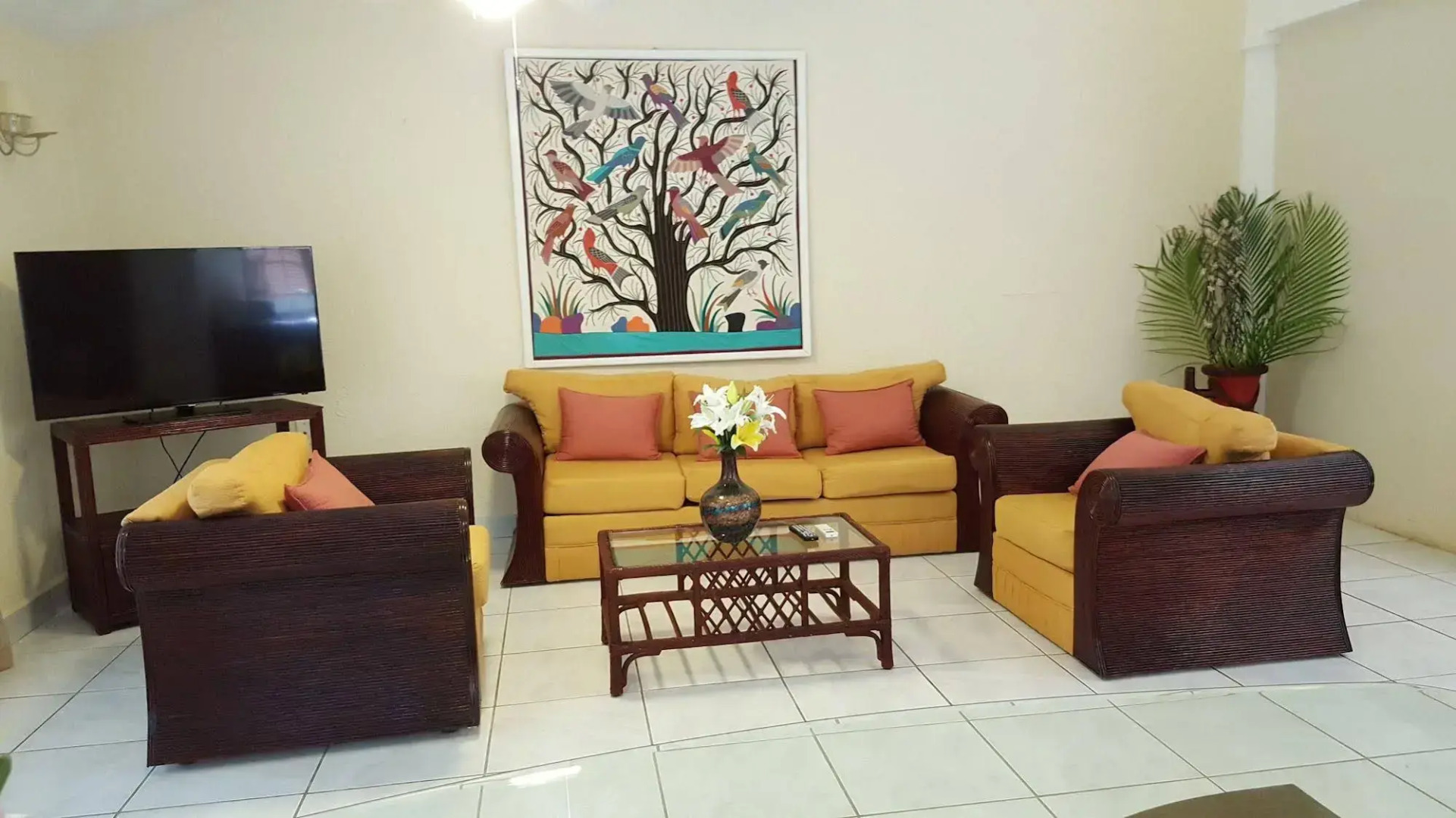 Paradise Beach Hotel & Resort