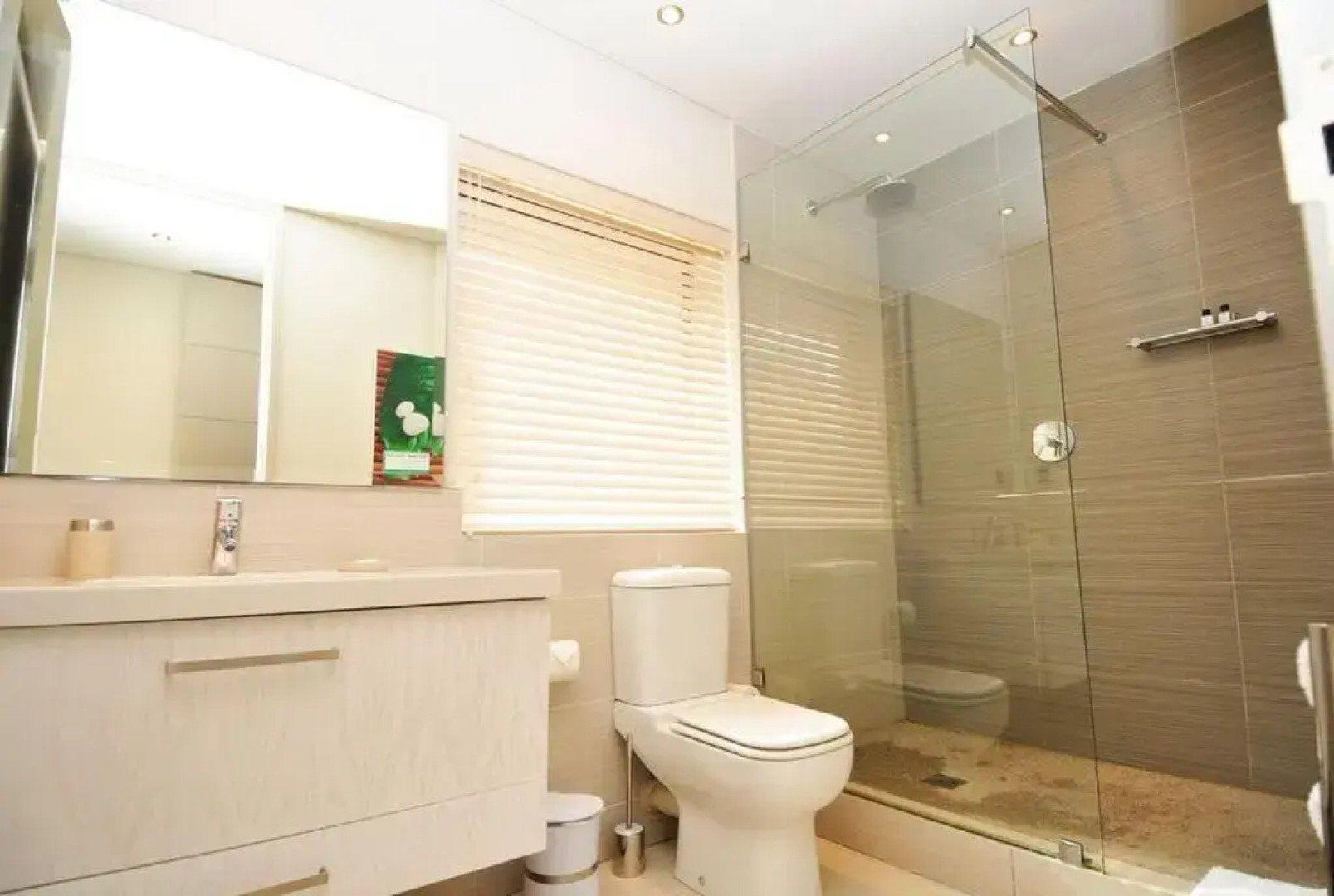 Le Paradis Penthouse Apartment