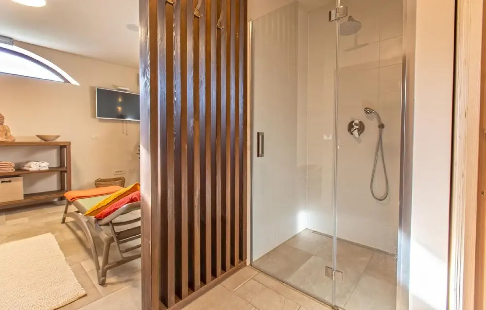 Awesome Home in Gracisce With Outdoor Swimming Pool, Sauna and 6 Bedrooms